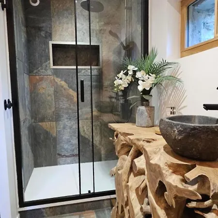 Appartamento Samadhi - Avec Jardin, Spa, Clim, Parking Privé